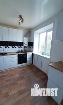 3-к квартира, вторичка, 63м2, 5/5 этаж