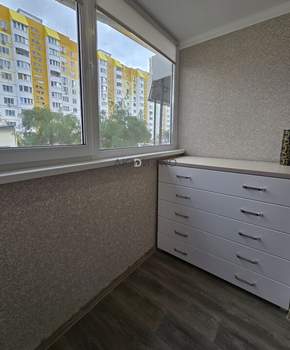 2-к квартира, вторичка, 68м2, 1/10 этаж