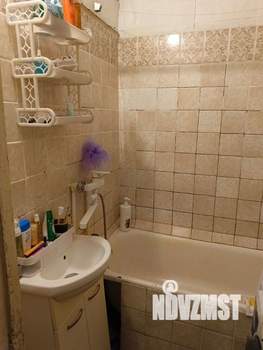 3-к квартира, вторичка, 58м2, 8/9 этаж