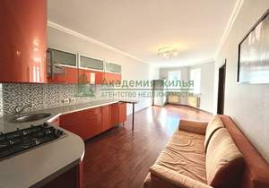 3-к квартира, вторичка, 104м2, 2/6 этаж