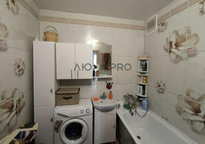2-к квартира, вторичка, 55м2, 3/10 этаж