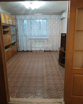 3-к квартира, вторичка, 63м2, 8/9 этаж