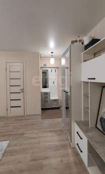 2-к квартира, вторичка, 44м2, 1/4 этаж