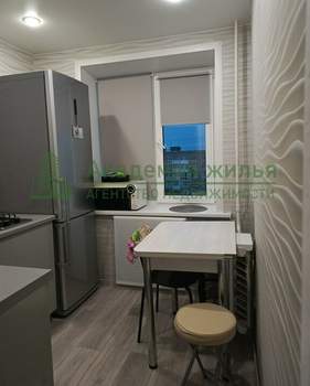 2-к квартира, вторичка, 43м2, 9/9 этаж