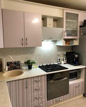 3-к квартира, вторичка, 90м2, 1/10 этаж