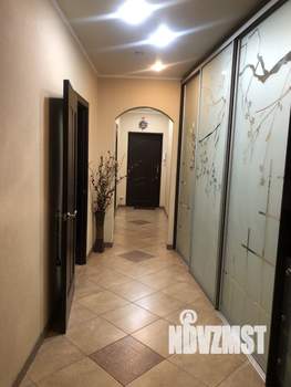 3-к квартира, вторичка, 103м2, 3/8 этаж