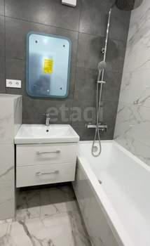 2-к квартира, вторичка, 76м2, 8/10 этаж