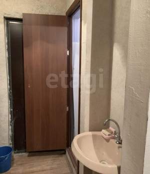 1-к квартира, вторичка, 12м2, 5/5 этаж