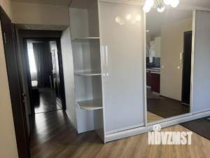 2-к квартира, вторичка, 61м2, 9/10 этаж