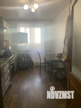 3-к квартира, вторичка, 76м2, 1/10 этаж