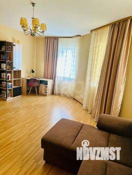 3-к квартира, вторичка, 104м2, 8/10 этаж