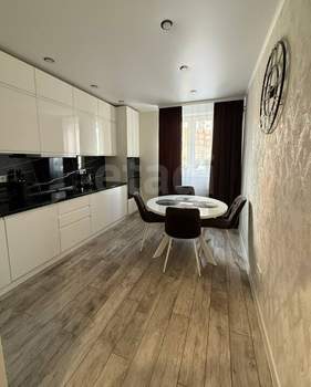 3-к квартира, вторичка, 82м2, 1/26 этаж