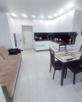 2-к квартира, вторичка, 58м2, 10/10 этаж