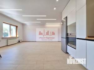 3-к квартира, вторичка, 95м2, 3/3 этаж