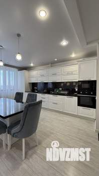 2-к квартира, вторичка, 88м2, 13/20 этаж