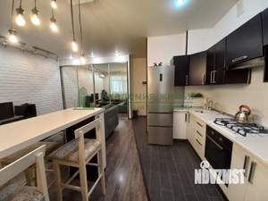 2-к квартира, вторичка, 50м2, 1/10 этаж