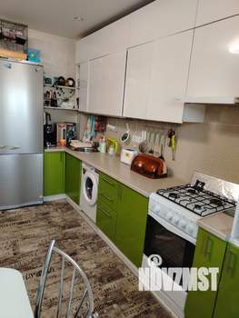 2-к квартира, вторичка, 56м2, 1/10 этаж