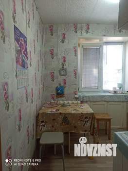 2-к квартира, вторичка, 42м2, 1/4 этаж