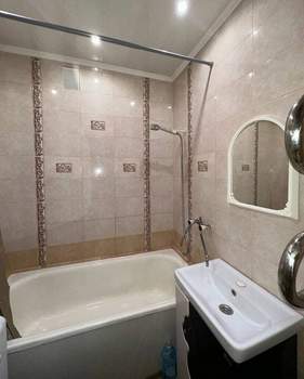 2-к квартира, вторичка, 47м2, 1/6 этаж