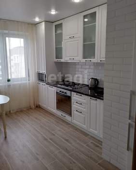 3-к квартира, вторичка, 64м2, 10/10 этаж