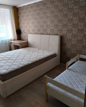 2-к квартира, вторичка, 74м2, 4/10 этаж