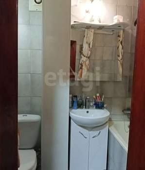 2-к квартира, вторичка, 44м2, 1/5 этаж