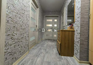 2-к квартира, вторичка, 55м2, 3/10 этаж