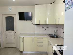 2-к квартира, вторичка, 74м2, 4/10 этаж