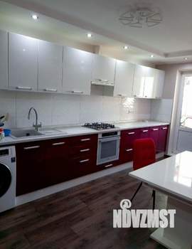 3-к квартира, вторичка, 80м2, 10/10 этаж