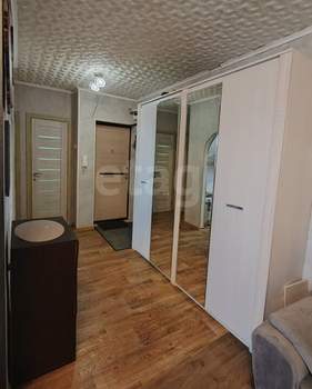 3-к квартира, вторичка, 60м2, 1/5 этаж