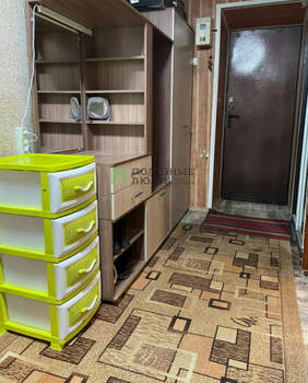 4-к квартира, вторичка, 74м2, 1/9 этаж