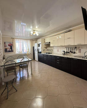 2-к квартира, вторичка, 70м2, 6/10 этаж