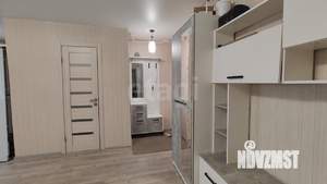 2-к квартира, вторичка, 44м2, 1/4 этаж