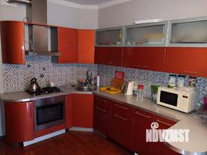 3-к квартира, вторичка, 104м2, 2/6 этаж