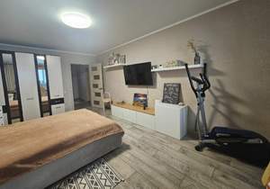 1-к квартира, вторичка, 42м2, 5/10 этаж