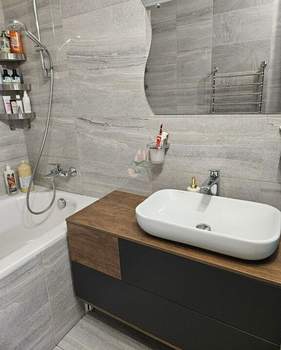 3-к квартира, вторичка, 105м2, 10/10 этаж