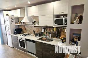 2-к квартира, вторичка, 57м2, 7/10 этаж