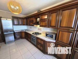 2-к квартира, вторичка, 61м2, 3/10 этаж