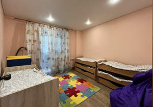 4-к квартира, вторичка, 80м2, 1/9 этаж