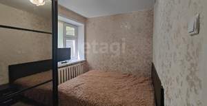 2-к квартира, вторичка, 44м2, 1/4 этаж