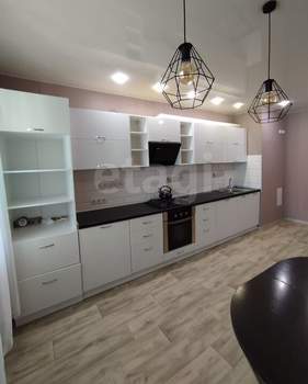 3-к квартира, вторичка, 80м2, 10/10 этаж