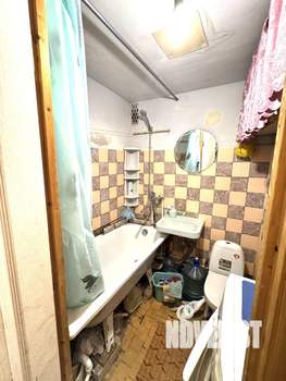 2-к квартира, вторичка, 44м2, 1/5 этаж