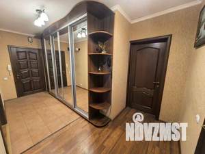 2-к квартира, вторичка, 61м2, 3/10 этаж