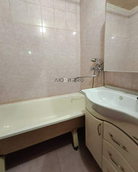 2-к квартира, вторичка, 53м2, 4/10 этаж