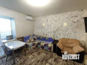 2-к квартира, вторичка, 56м2, 1/10 этаж