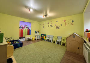 4-к квартира, вторичка, 80м2, 1/9 этаж