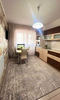 2-к квартира, вторичка, 60м2, 9/10 этаж