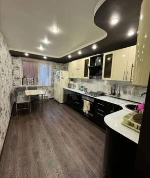 3-к квартира, вторичка, 78м2, 10/10 этаж