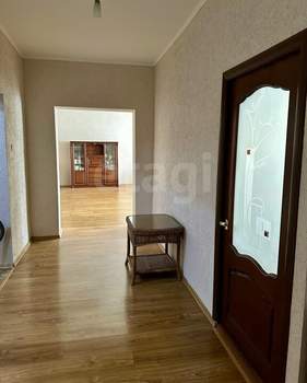 3-к квартира, вторичка, 106м2, 2/10 этаж