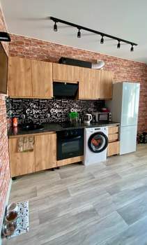 2-к квартира, вторичка, 60м2, 1/10 этаж